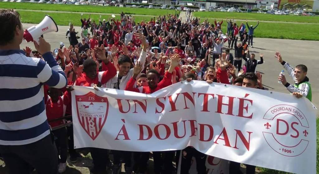 Mobilisation pour obtenir un nouveau terrain