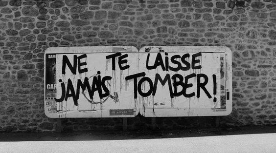 Ne te laisse jamais&nbsp;tomber