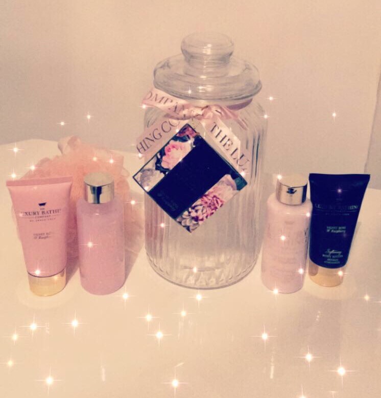 Le présent d'un ami sont un baume au coeur 