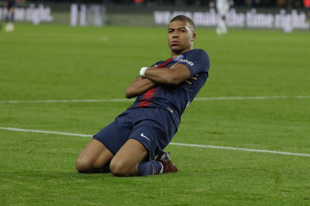 Football : Kylian Mbappé, une leçon de ténacité avec son&nbsp;quadruplé